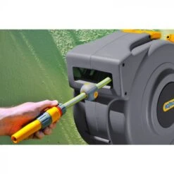 Hozelock Auto Reel With 20m Hose -Decor In Garden Store 319060 auto reel wind