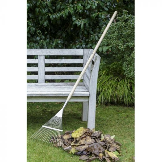 Burgon & Ball Stainless Lawn Rake 5 Burgon & Ball Stainless Lawn Rake - Image 3