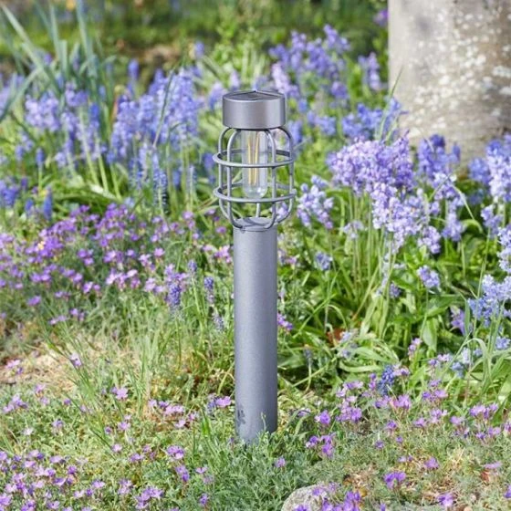 Smart Garden Anglia 365 Stake Light 15L 4 Smart Garden Anglia 365 Stake Light 15L - Image 2