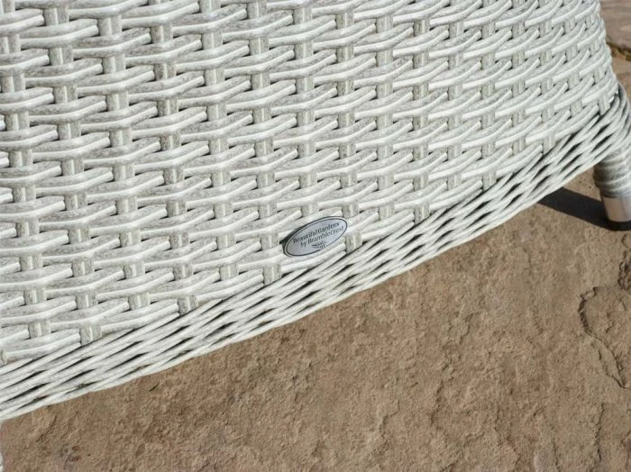 Bramblecrest Chatsworth 4 Seat Set W 120cm Table & Parasol 6 Bramblecrest Chatsworth 4 Seat Set W 120cm Table & Parasol - Image 4