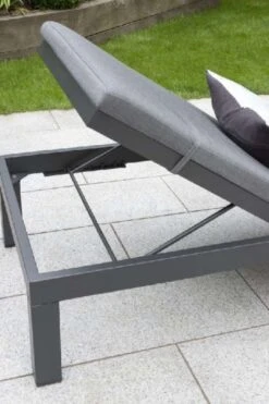 Kettler Elba Lounger W Cushion Grey -Decor In Garden Store elba lounger back