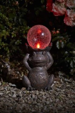 Gazing Frog - Smart Solar -Decor In Garden Store gazing frog 3
